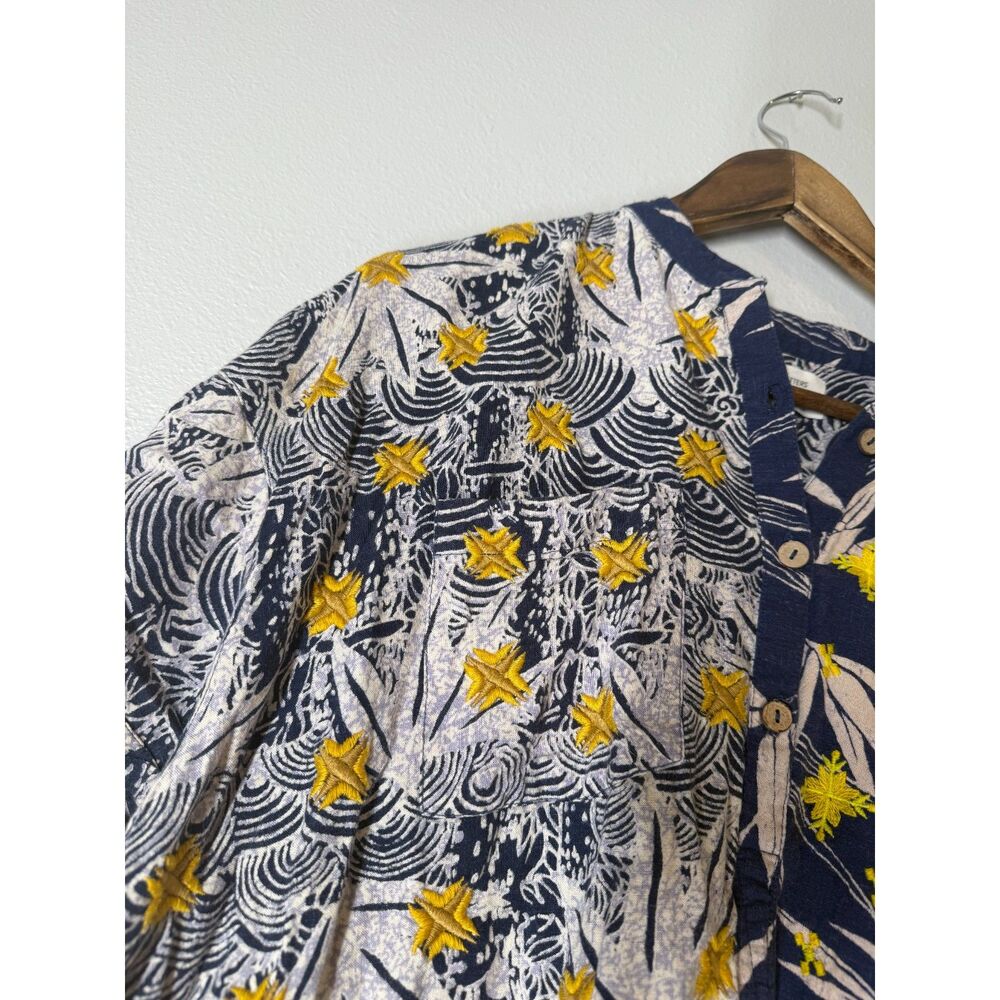 Urban Outfitters Embroidered Button Up Top Womens Sz XS Linen Blend Beachy Boho - Picture 2 of 9